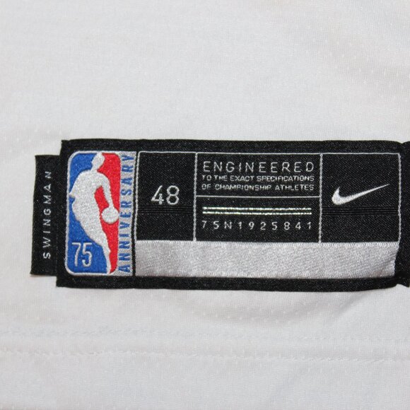 Nike #22 Khris Middleton Milwaukee Bucks Swingman City Edition jersey - Sz 48/L - Picture 9 of 10